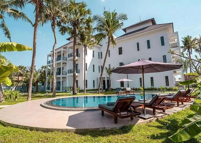 The Falcon * Siem Reap